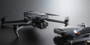 DJI-Mavic-3-Mavic-3-Cine