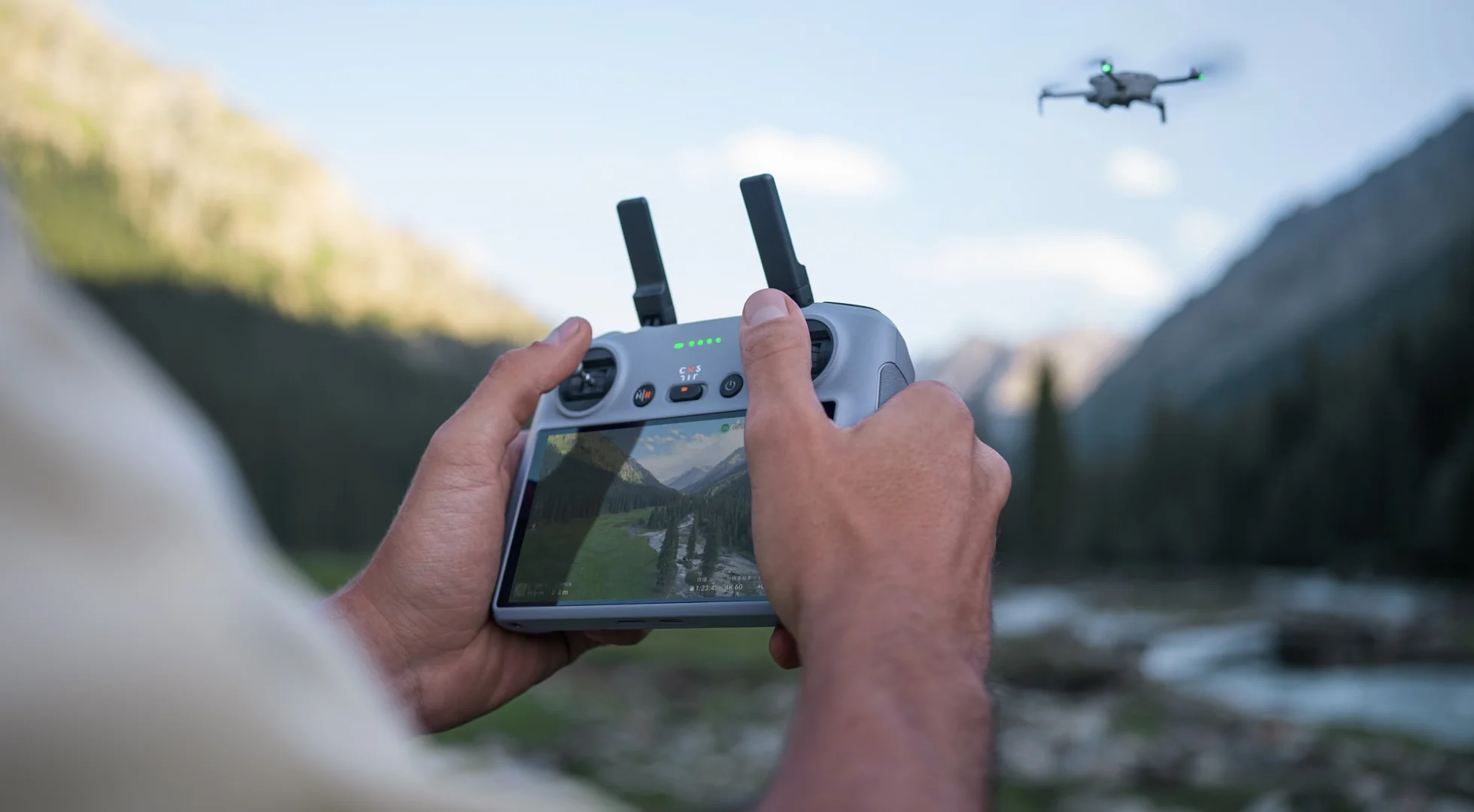 DJI MINI 4 PRO RADIOCOMANDO